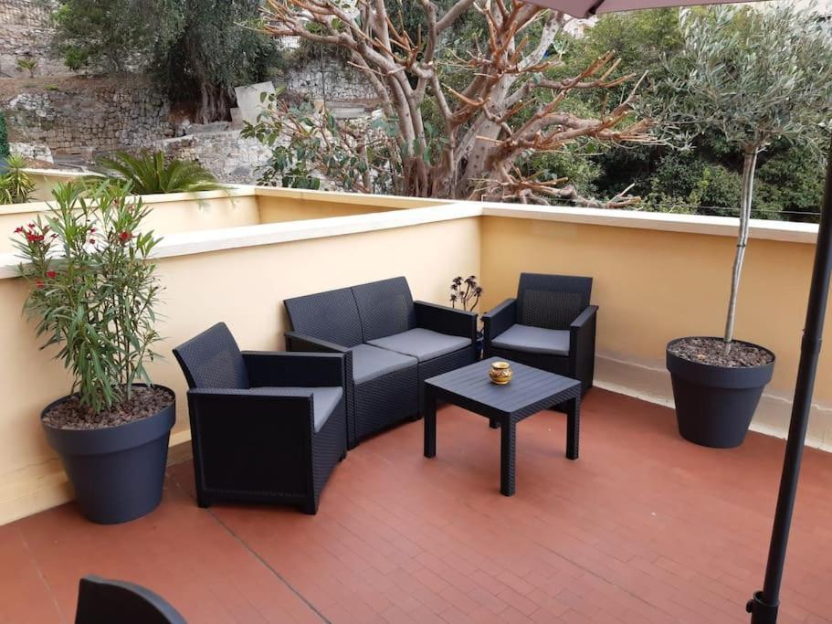 Le Garavan, Superbe Studio Vue Mer Et Vieux Menton Ngoại thất bức ảnh