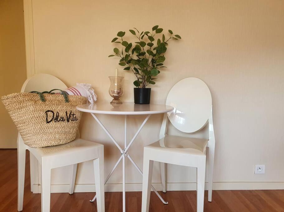 Le Garavan, Superbe Studio Vue Mer Et Vieux Menton Ngoại thất bức ảnh