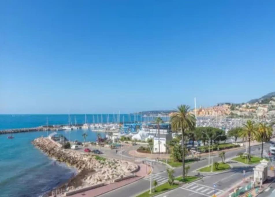 Le Garavan, Superbe Studio Vue Mer Et Vieux Menton Ngoại thất bức ảnh